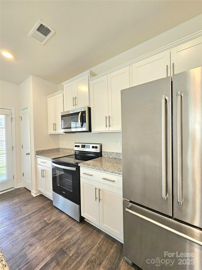 Building Photo - 8114 Murray Br Dr