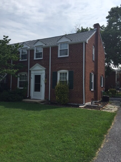 Building Photo - 314 Tindall Rd