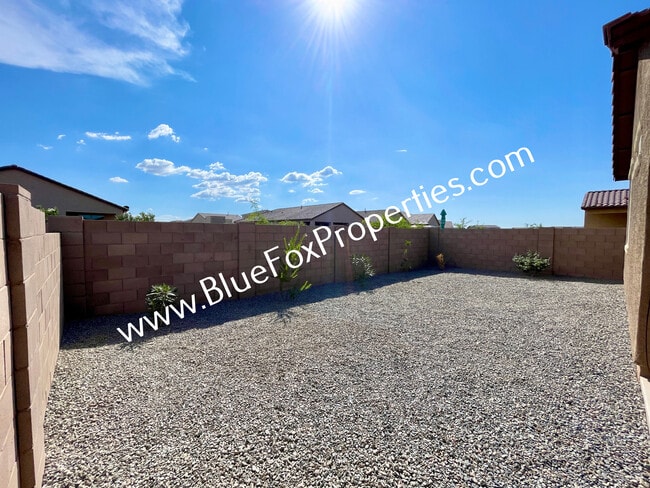 Foto del edificio - 10623 W Harrigan Dr