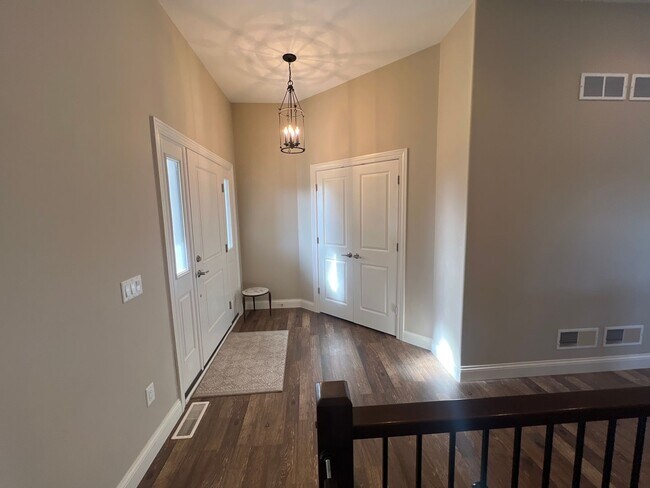 Foto del edificio - 8916 Pine Hollow Pl