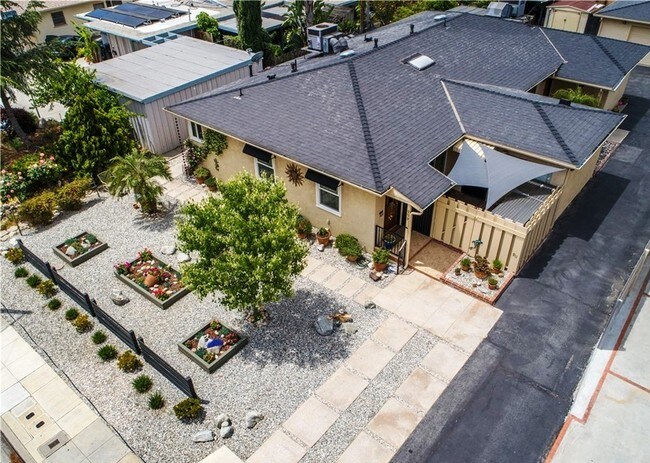 Front Aerial - 911 N Santa Anita Ave
