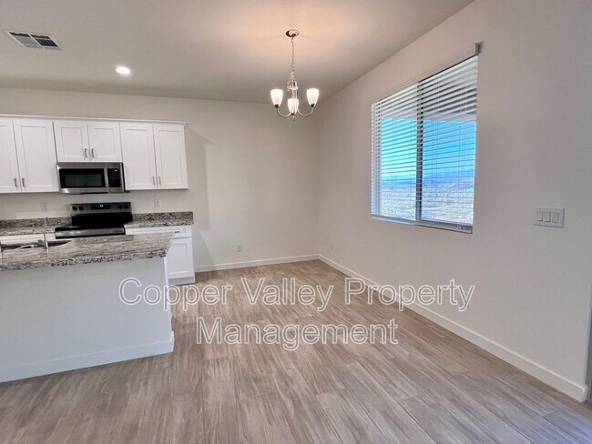 Foto del edificio - 13841 E Barwick Dr