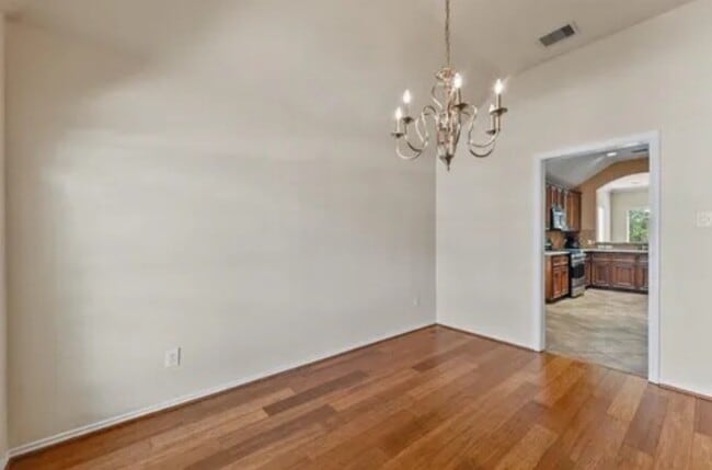 Foto del edificio - 21 Palm Desert Dr