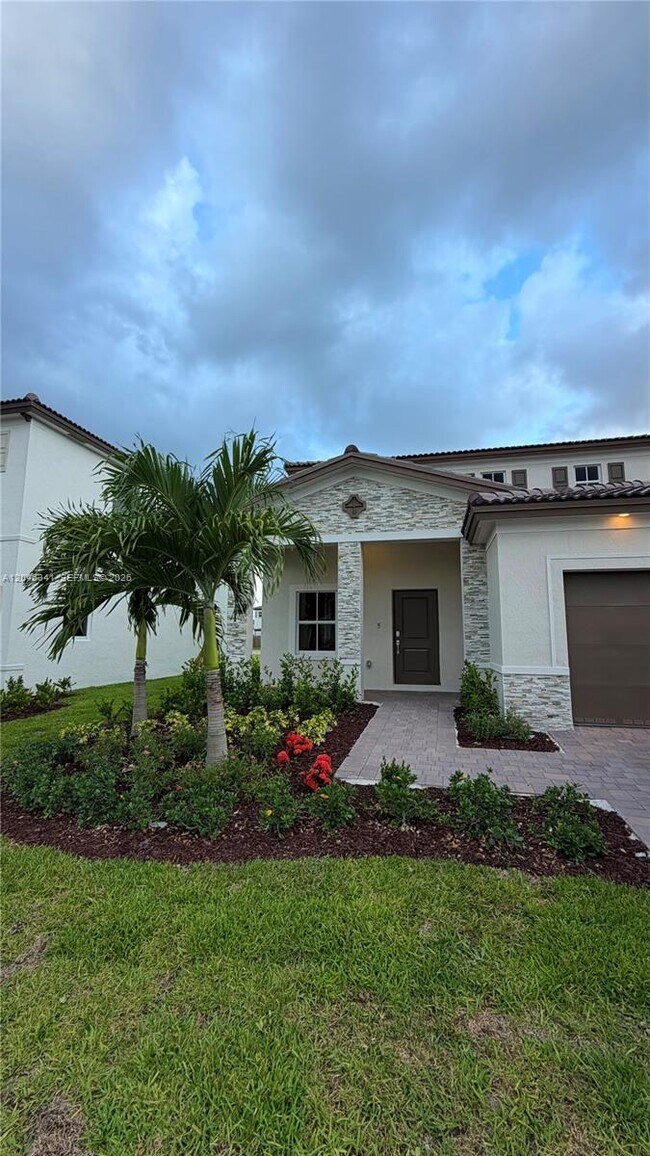 Foto del edificio - 2475 SE 29th Dr