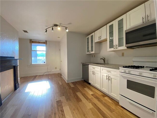 Building Photo - 4723 Butler St