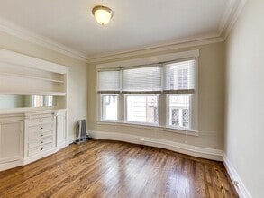 Building Photo - 655 Hyde St