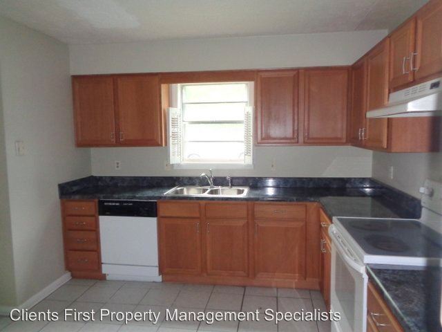Building Photo - 2864 Spring Villa Ln SE