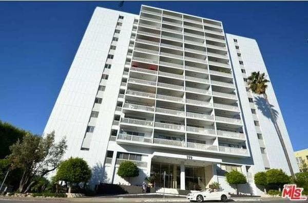 Building Photo - 999 N Doheny Dr