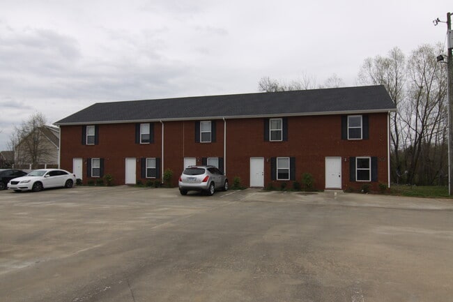Building Photo - 121 Coyote Ct