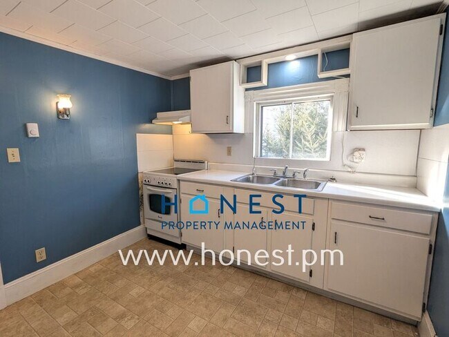 Foto del edificio - 3 Deeb St