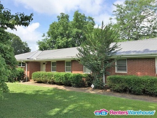 Primary Photo - 7163 Capps Ferry Rd