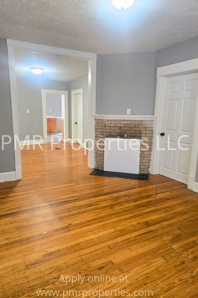 Building Photo - 4207 Browne St