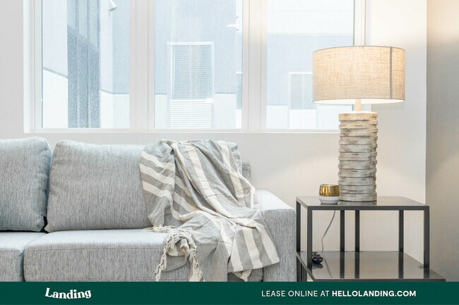 Foto del edificio - 956 S Matlack St
