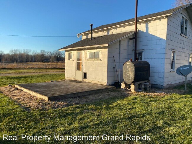 Building Photo - 3 br, 1 bath House - 12935 Bailey Road