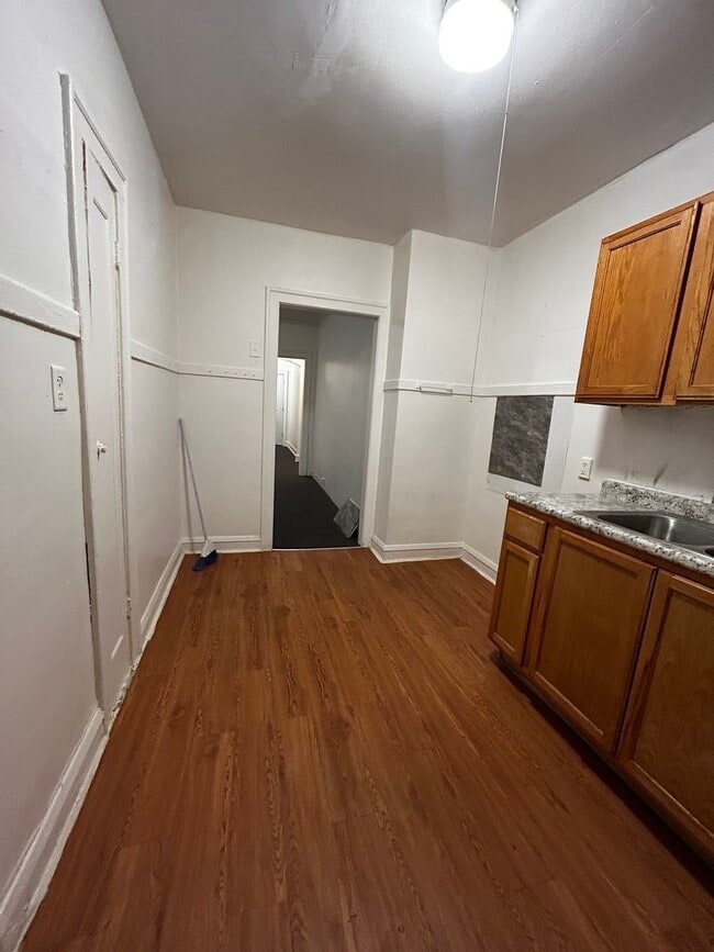 Foto del edificio - 209 N Kolmar Ave