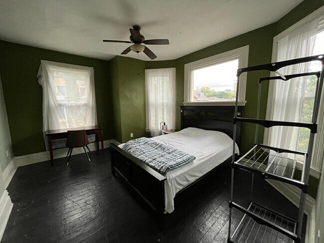 Foto del edificio - 3114 Terrace St