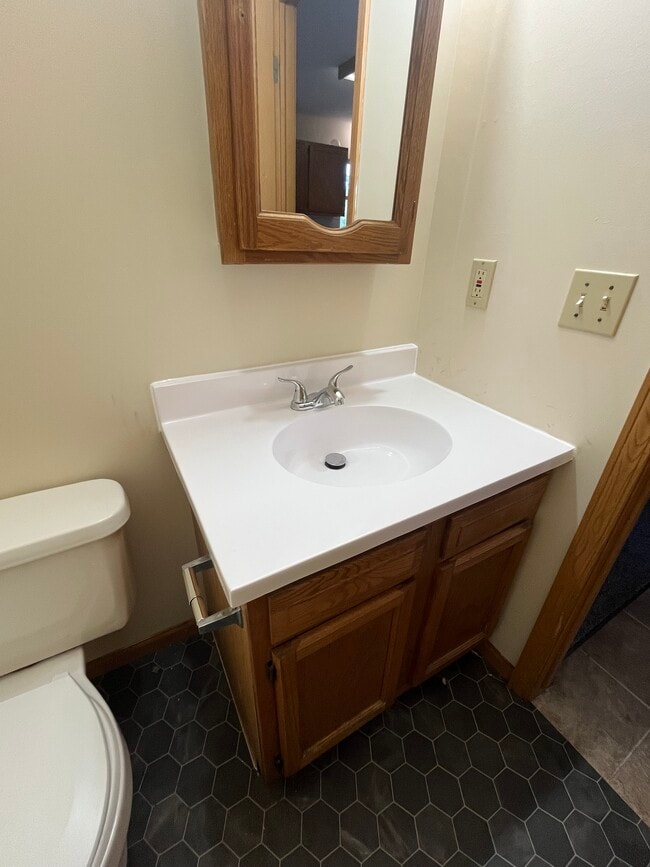 Building Photo - 1010 Michelle Ct