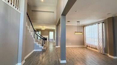 Building Photo - 7319 Mountain Valley Dr
