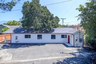 Building Photo - 2121-2123 Glenada Ave