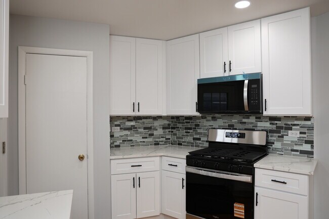 Foto del edificio - 9622 N Kildare Ave