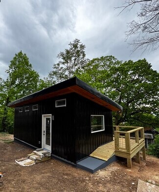 Building Photo - 14 Buchanan Rd