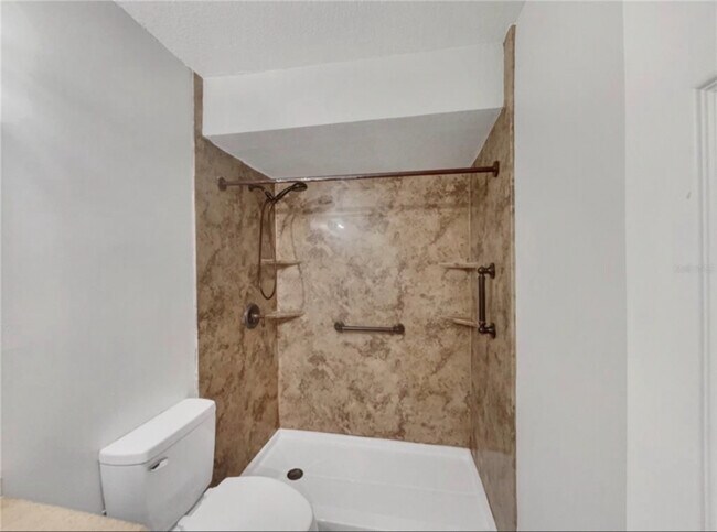 Photo - 2841 Central Dr House