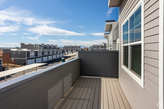 Sanctuary 3BR, 3.5BA - 1,876SF (3-Story Walk-Up) - Brownstones at Palisade Park