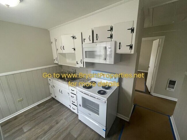 Building Photo - 1624 Elizabeth Rd - Nashville, TN 37218