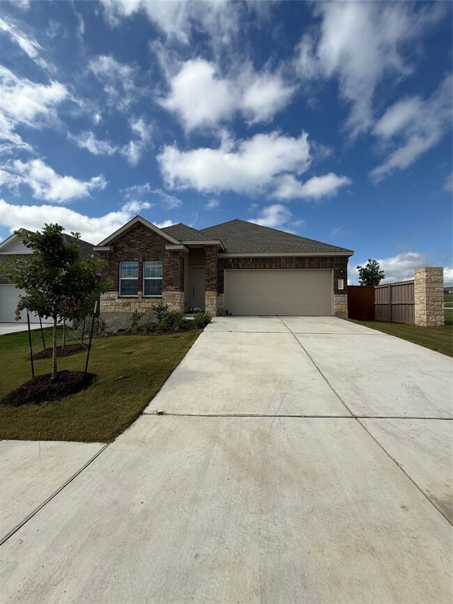 Building Photo - 202 Cibolo Crk Lp