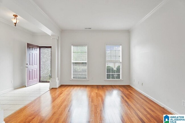 Building Photo - 5137 Overlook Cir