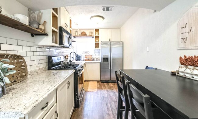 Foto del edificio - 1121 Panama St