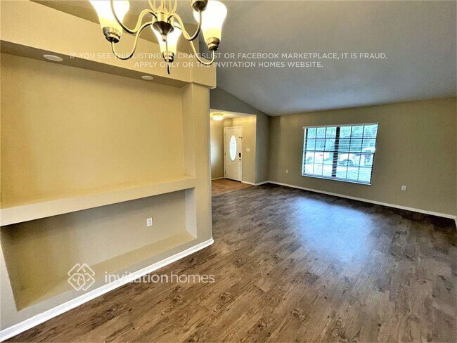 Foto del edificio - 7328 Bent Oak Dr