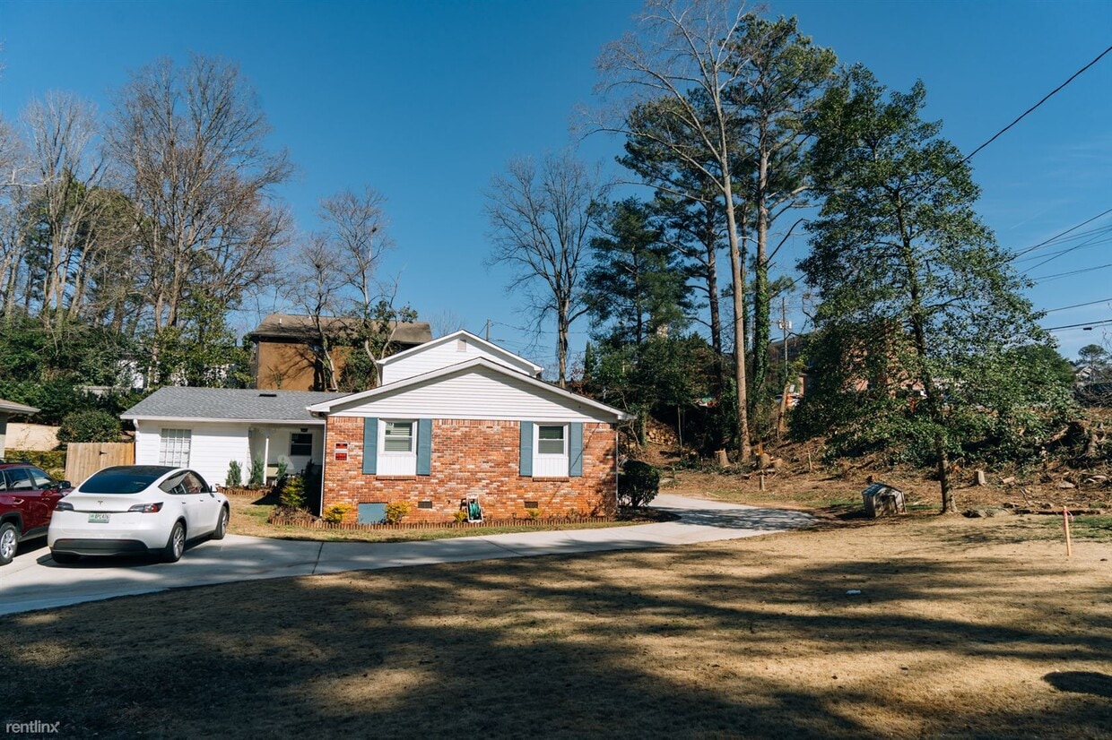 Foto principal - 3 br, 3 bath House - 1215 Vista Valley Dri...