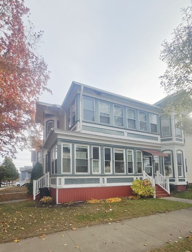 Foto principal - 461/501 Walnut Street