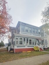 Building Photo - 461-501 Walnut St