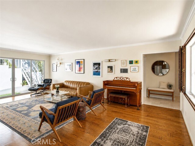 Foto del edificio - 2932 Ledgewood Dr