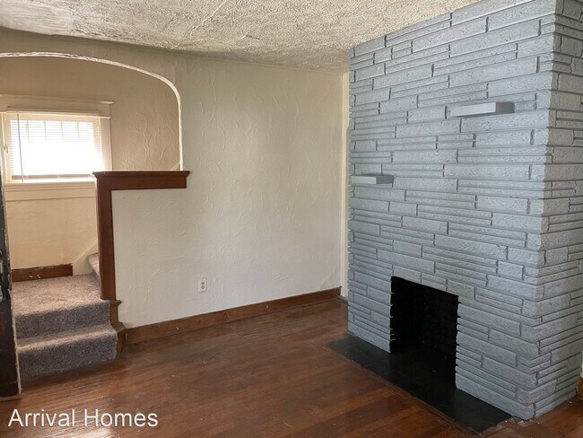 Building Photo - 3 br, 1 bath House - 313 Fernwood Ave.