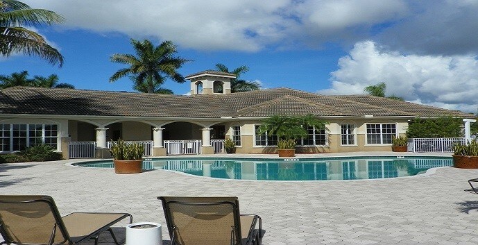 Primary Photo - 8975 Okeechobee Blvd