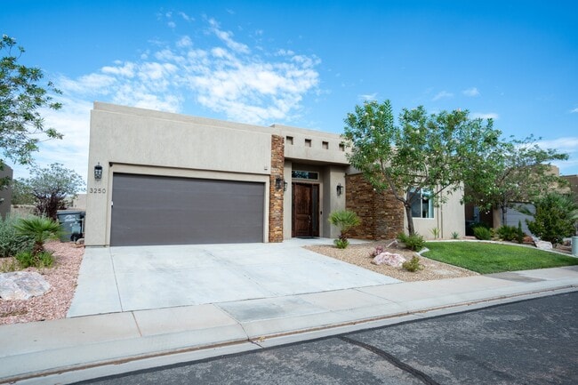 Building Photo - 3250 S 4900 W