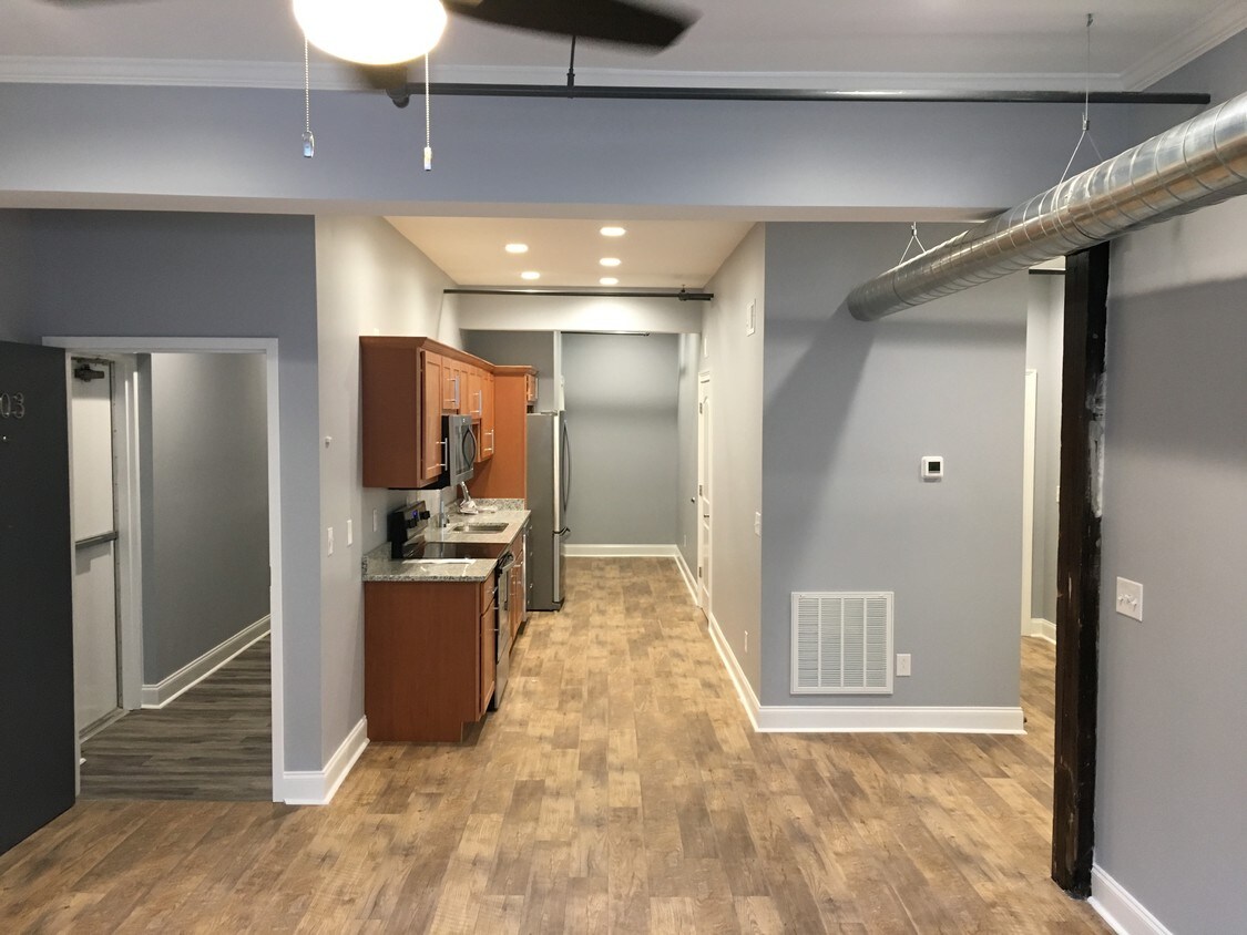 271 W Main St, Lexington, KY 40507 Condo for Rent in Lexington, KY