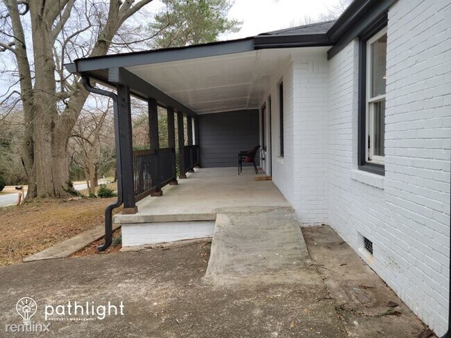 Foto del edificio - 4 br, 2 bath House - 1921 Vicki Lane SE UNIT