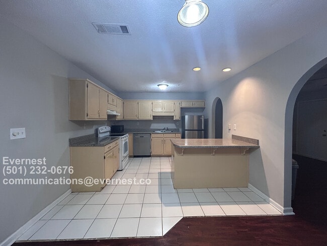 Foto del edificio - 3816 Soapstone Rd