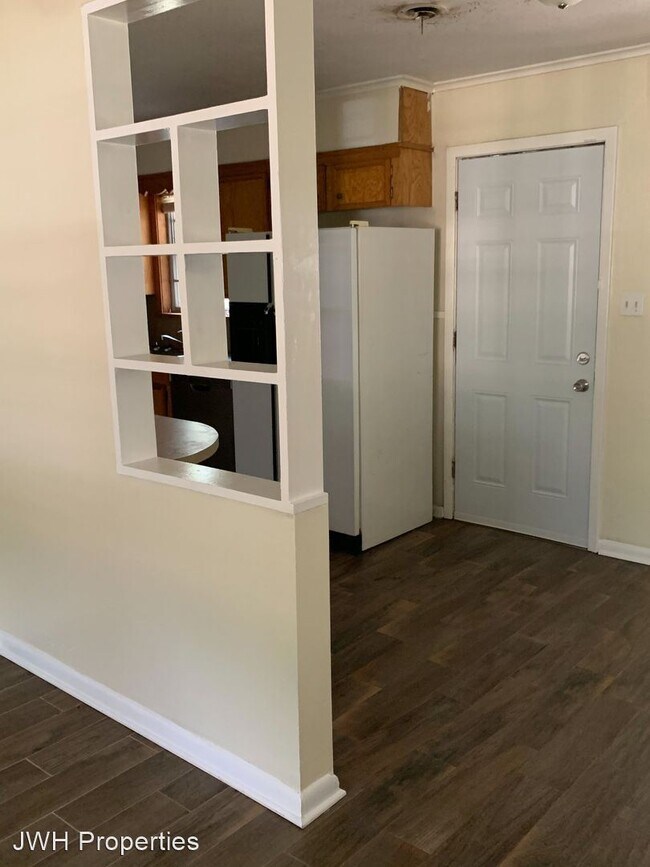 Foto del edificio - 3 br, 1.5 bath House - 624 Woodmont Pl