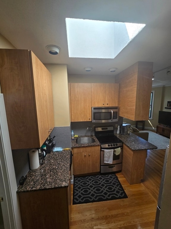 Primary Photo - 111 Jersey St