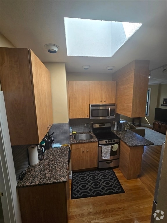 Building Photo - 111 Jersey St