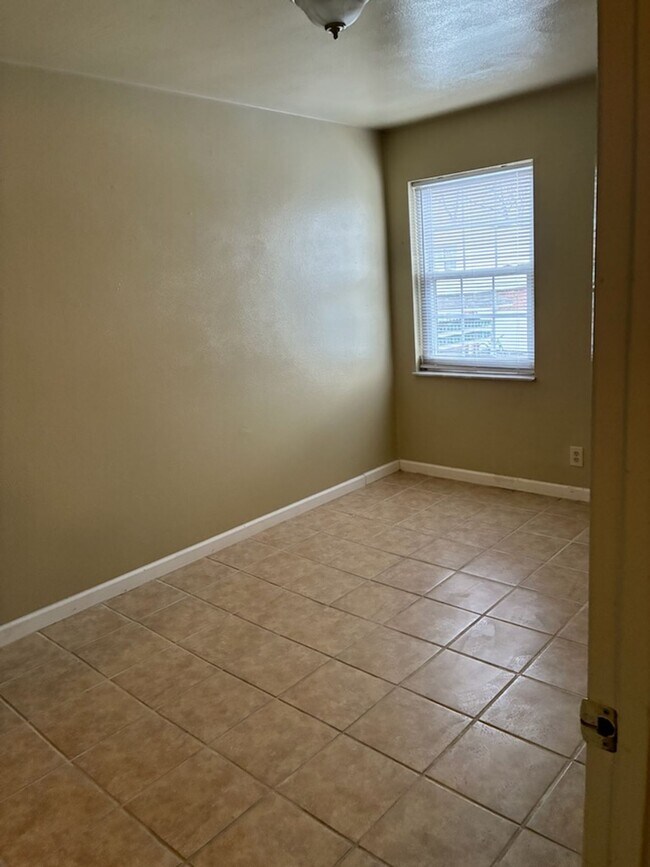 Foto del edificio - 1160 Grand Terrace Dr