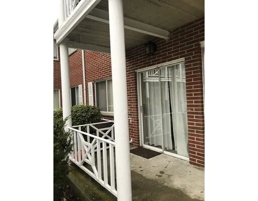 Building Photo - 30 Bayberry Dr