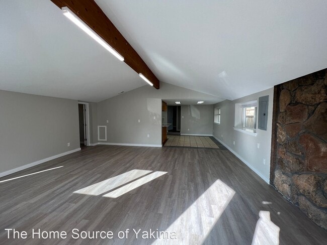 Building Photo - 3 br, 2 bath House - 2100 S 11th Avenue