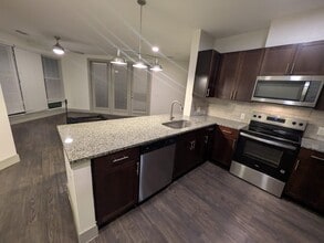 Building Photo - 3801 Vitruvian Way