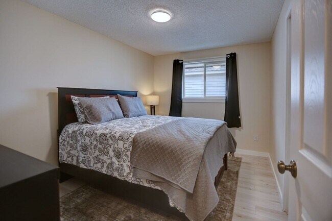 Foto del edificio - Prime North Spokane Location Near Providence Hospital